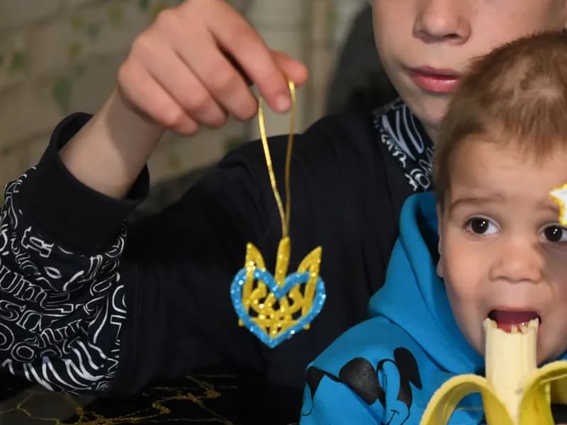 Handmade Ukrainian Trident by Front-line Children